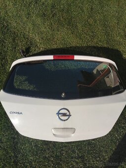 Dvere na Opel Corsa D - info v texte - 5