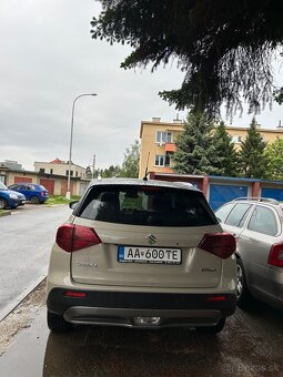 Suzuki Vitara 11 000 KM 2024 - 5