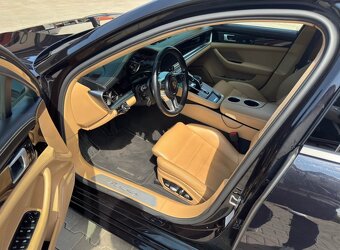 Porsche Panamera gts 2018 - 5