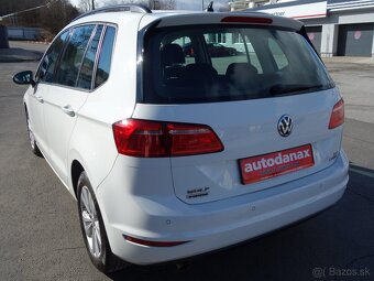 VW Golf - 5