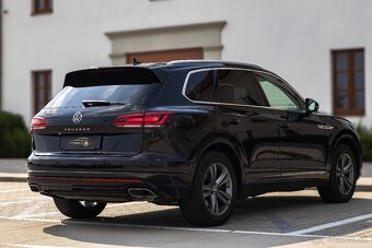 Volkswagen Touareg 3.0 tdi Rline - 5