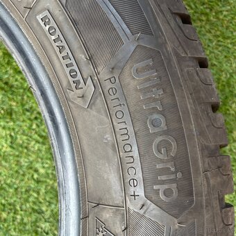 Zimné pneumatiky Goodyear 215/60 R16 - 5