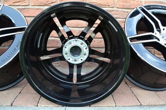 5x112 R19 Hlinikove disky Org. Mercedes E class W214 AMG - 5