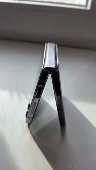 Samsung Z Flip 5 8/256 GB - 5