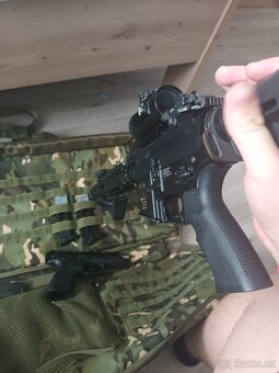 Airsoft zbran m4a16 - 5