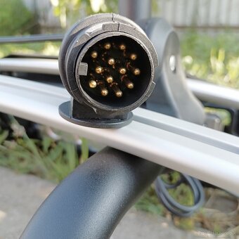 Nosič dva bicykle ťažné zariadenie uzamykateľný - 5