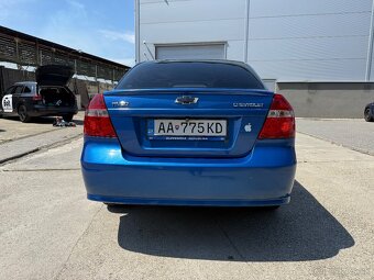 Chevrolet Aveo 2010 - 5