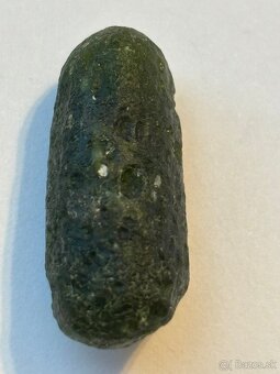 Vltavín s unikátnymi vnútornými inklúziami 3,97 g - 5