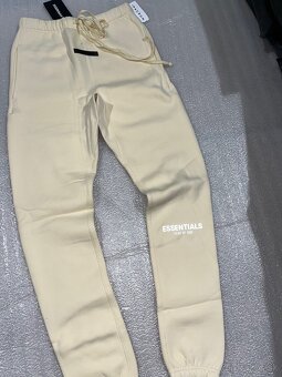 Essentials ORIGINAL tepláky pants cream - 5