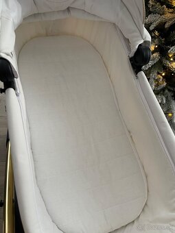 Biely kočík Junama - 5