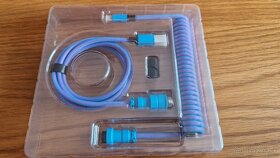 CableMod Pro Coiled Keyboard Cable / Light Blue - 5