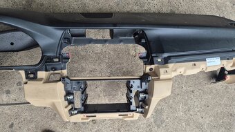 Palubovka BMW F10 F11 - 5