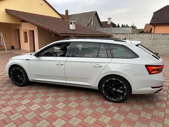 Škoda Superb iV 1.4TSI PHEW 160kw DSG Sportline - 5