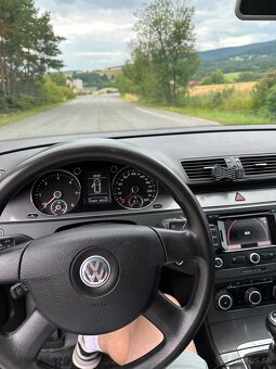 Volkswagen Passat 1.6TDi 2010 - 5