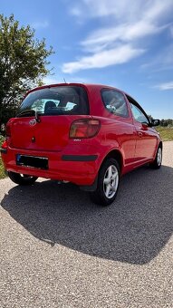 Toyota Yaris 2004 - 5