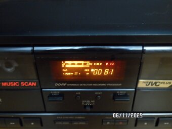 Kazetový magnetofón JVC TD-306 - 5