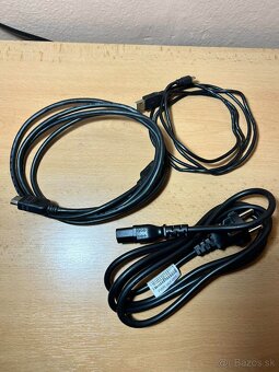 Predám PS4 pro. + Dva ovládače a hry - 5