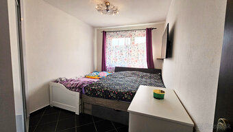 EXKLUZÍVNE 3-izbový byt s lodžiou, zariadený, všade bl - 5