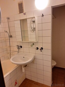 Predám 1 izbový byt na Podborovej - 5