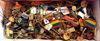 odznaky, plakety, vyznamenania, medaile ......... - 5