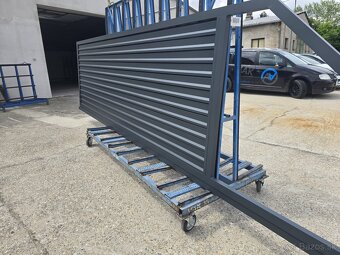 Samonosná brána - 5