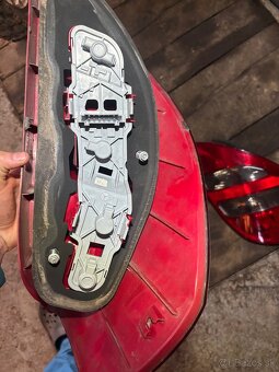 Zadne svetla mercedes a180 - 5