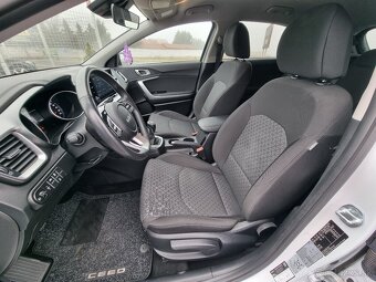 Kia Ceed 1.5 T-GDi Gold za 16.990,- € - 5