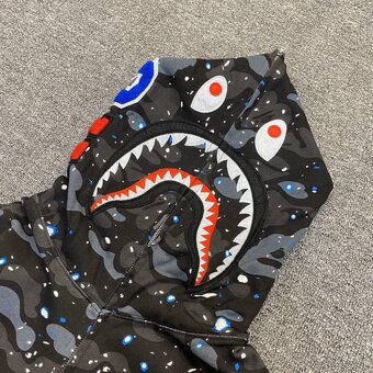 BAPE Space Camo Shark WGM - 5