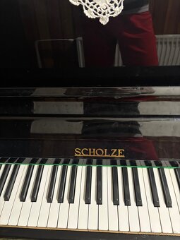 Klavír Scholze - 5