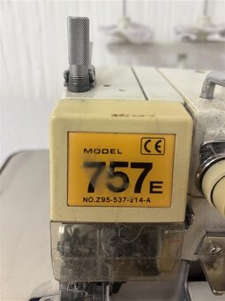 Predám overlock Siruba 757 - 5