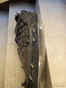 VW TOUAREG PRAVÝ BIXENON 7P1941754B - 5