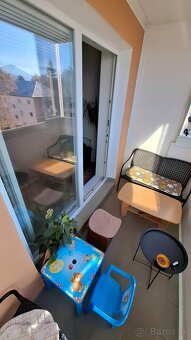 2 izbový byt v centre s dvoma veľkými balkónmi - 5