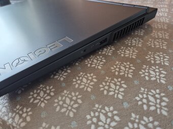Herný notebook Lenovo Legion 5-15ACH6H - 5