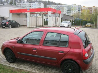 Renault clio 1,2i - 5