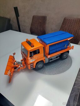 BRUDER 3785 MAN TGS Cestárske auto - 5