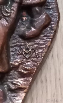 Masívny kovový  reliéf roľnícka svadba - 5