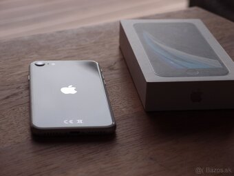 iPhone SE (2. generácie), white, 64 GB + orig. krabička - 5