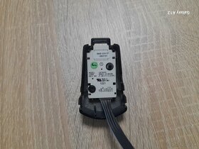 Náhradné diely na TV SAMSUNG UE32EH5300W - 5