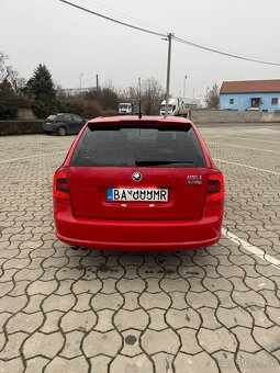 Predam škoda octavia 2 1.6 fsi benzín - 5