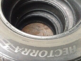 Predám letné 195/65 r15 - 5