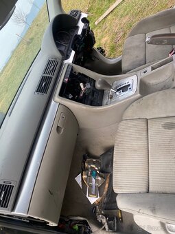 Audi 4b7 - 5