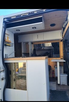 Obytná dodávka Iveco Daily 2.8 HDI - 5