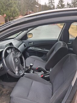 Nissan Almera 2005 - 5
