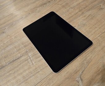 Apple iPad Air 5 64gb Cellular s procesorom M1 - 5