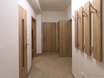 Na prenájom, 3 izbový byt v širšom centre Žiliny - 5