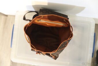 Predám Louis Vuitton Montsouris Vintage leather backpack - 5