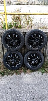 predam 17" cierne kolesa VW (disky + zimne pneu) - 5