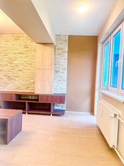 Na predaj luxusný a priestranný 4 izbový byt - Banská Bystri - 5