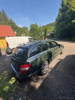 Mercedes Benz - 5