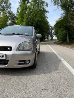Toyota Yaris TS 1.5 VVTI - 5